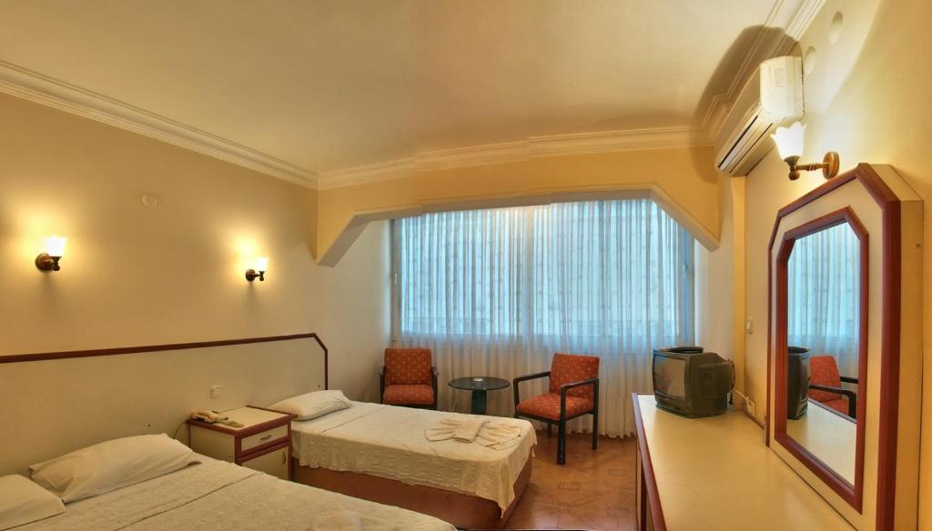 Hotel Santur Кушадаси Номер фото